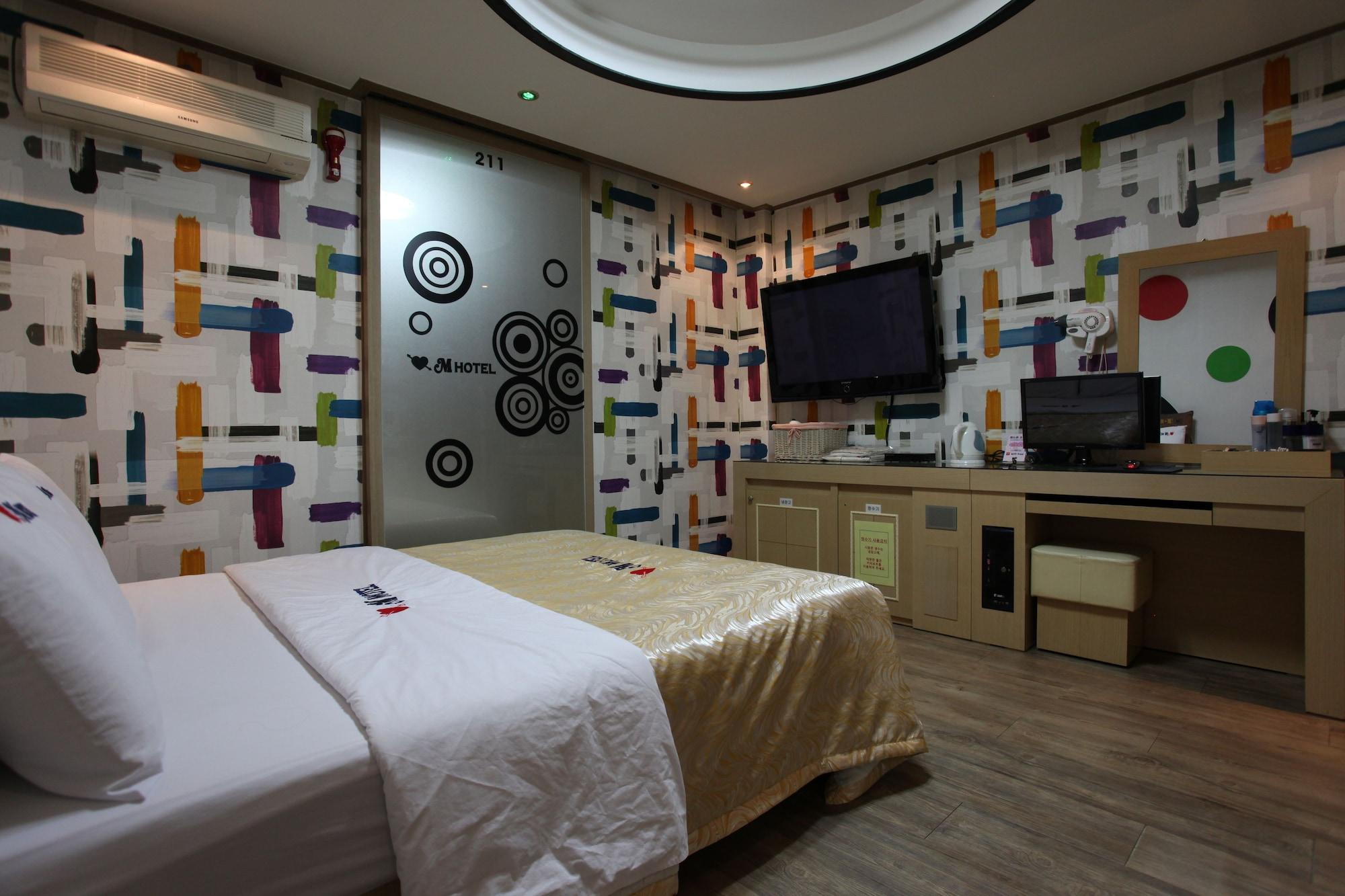 M Motel Songtan Phjongthek Kültér fotó