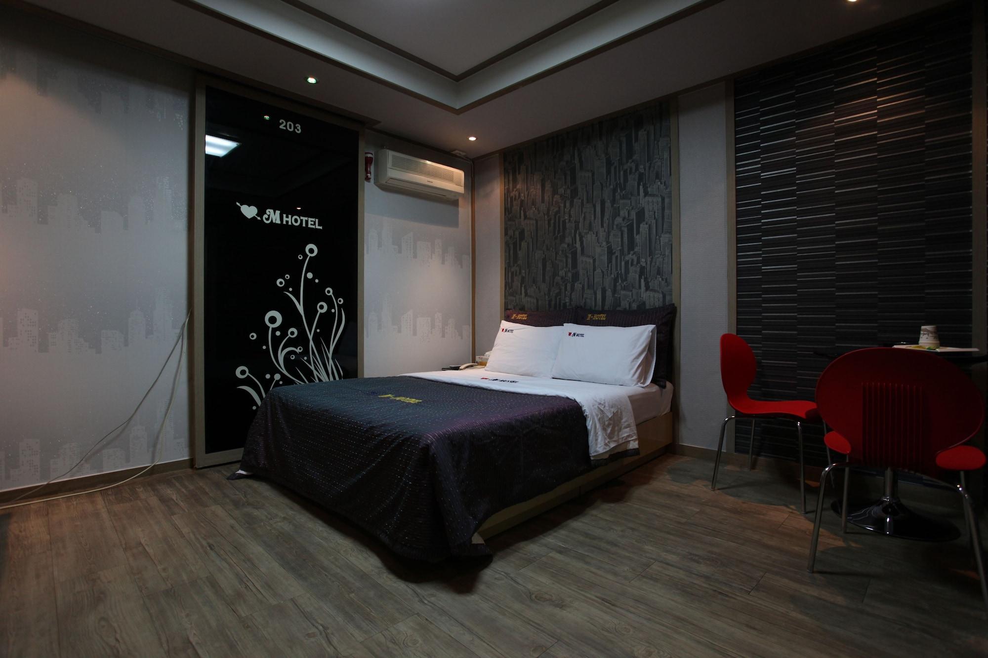 M Motel Songtan Phjongthek Kültér fotó