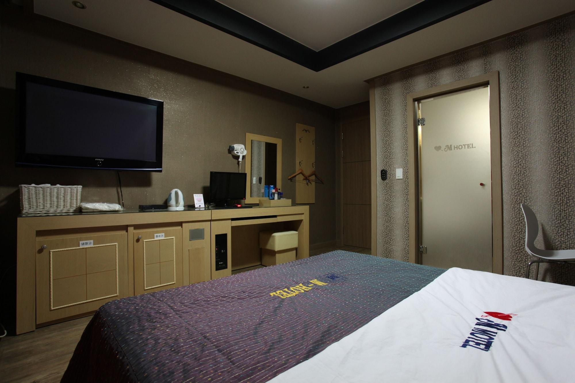 M Motel Songtan Phjongthek Kültér fotó