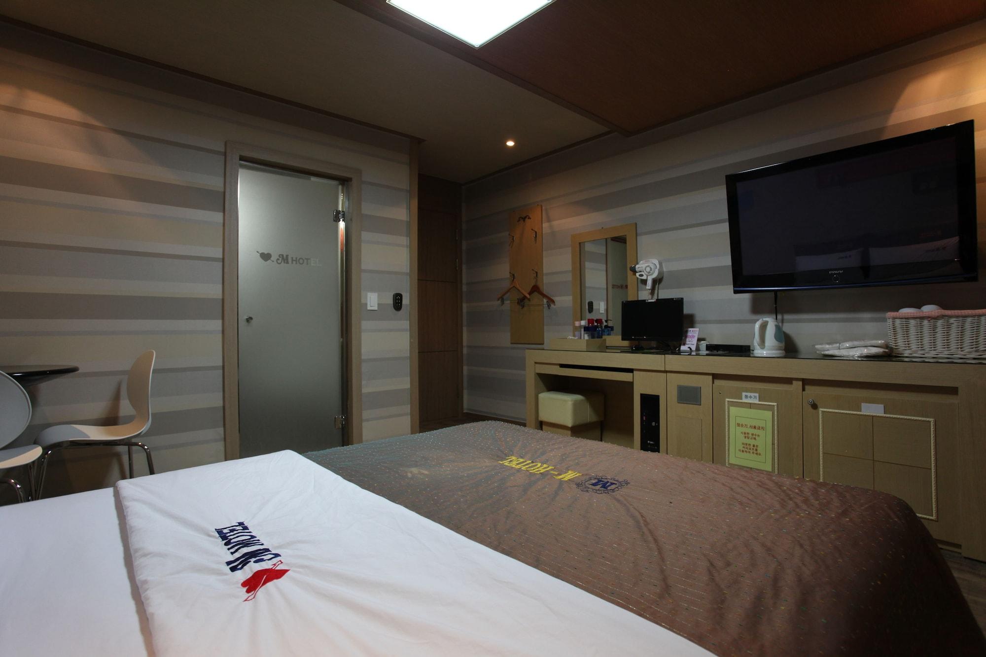 M Motel Songtan Phjongthek Kültér fotó