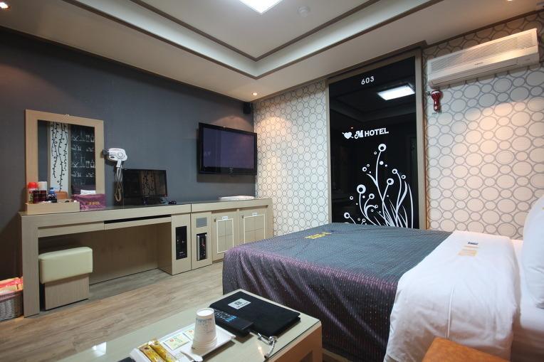 M Motel Songtan Phjongthek Szoba fotó