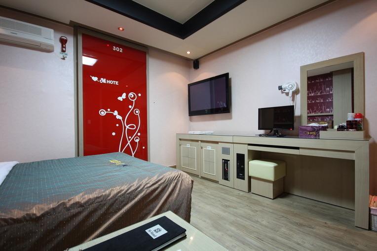 M Motel Songtan Phjongthek Szoba fotó